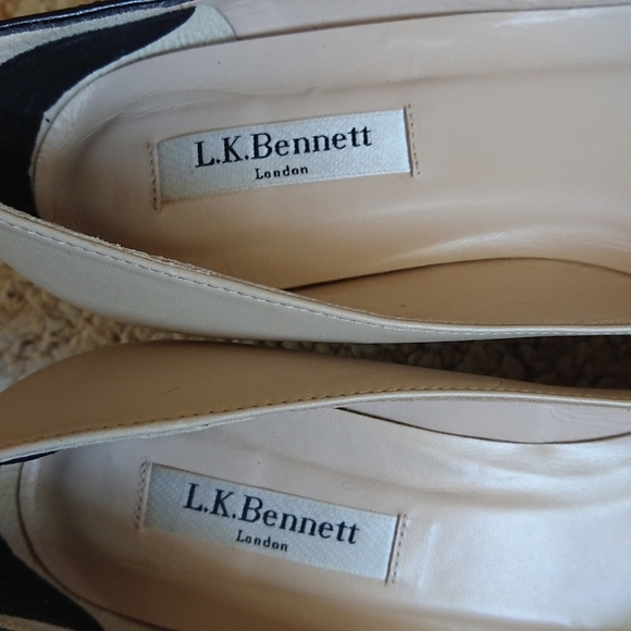 LK Bennett Black and Cream pointy toe with bow pump size 39.5 - Picture 9 of 16